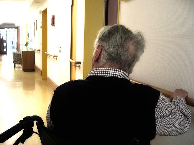 Safety-tips-for-older-people