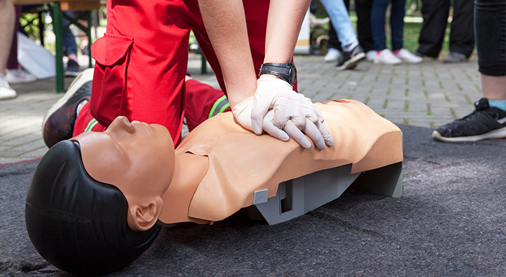First-Aid-&-CPR-Security-Guards-Essential-for-Safety-in-Edmonton,-Calgary,-and-Beyond