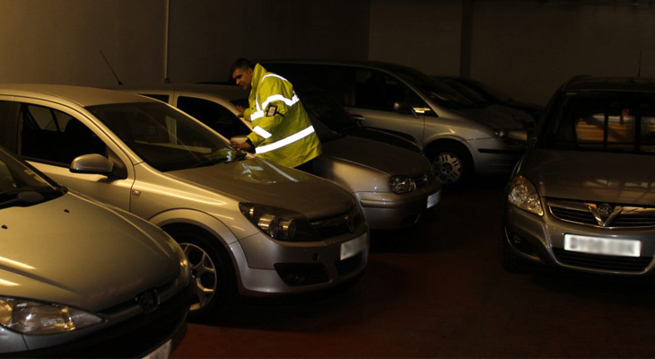 Unattended Parking Lot? How Security Guards Deter Late-Night Crime